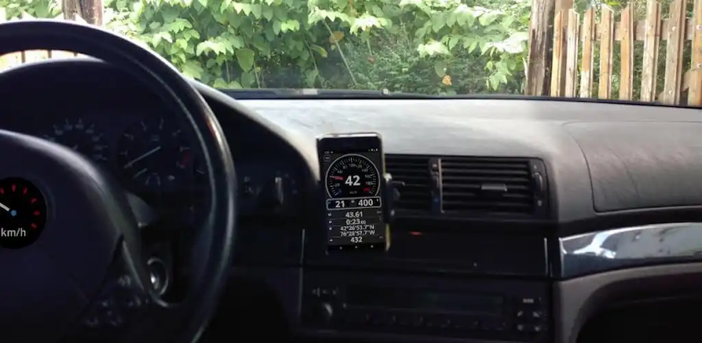 Download Easy Speedometer Pro APK (Patched/Full Version) Latest Version